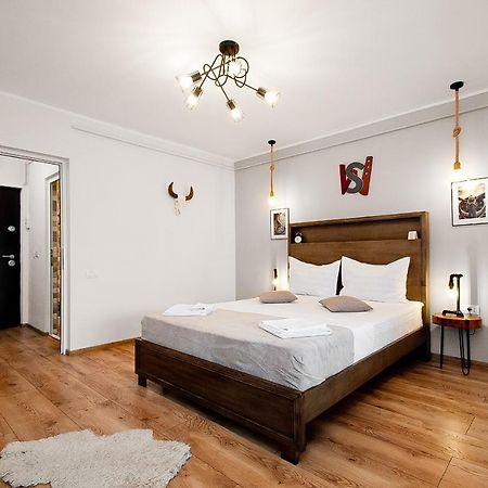 Wood&Steel Apartment Galac Kültér fotó