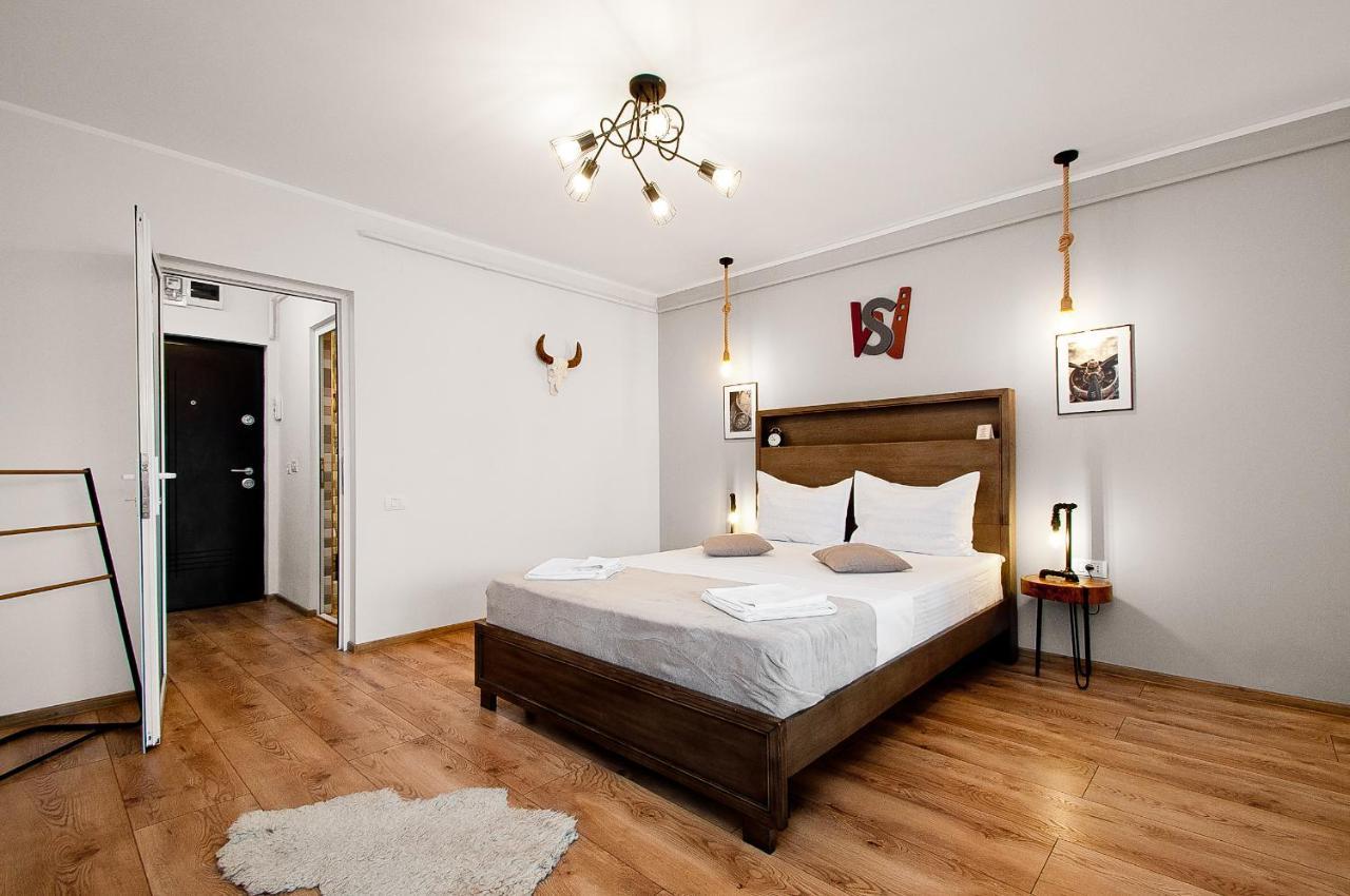 Wood&Steel Apartment Galac Kültér fotó