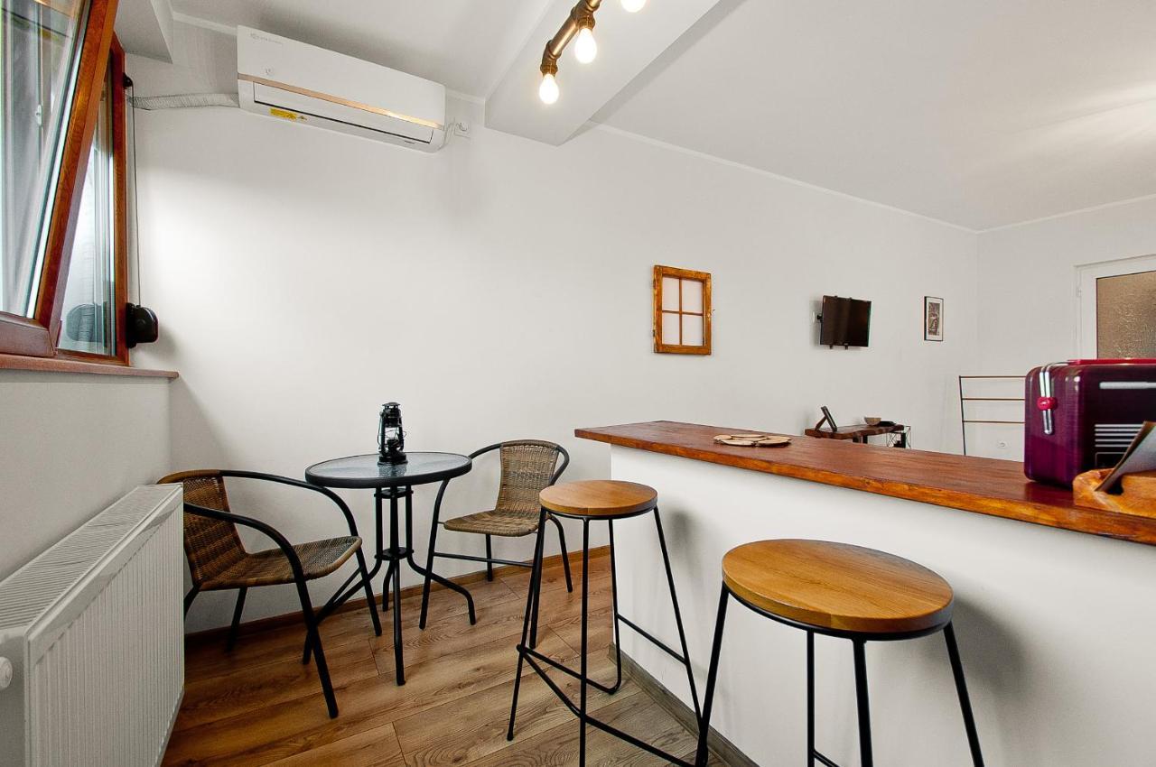 Wood&Steel Apartment Galac Kültér fotó
