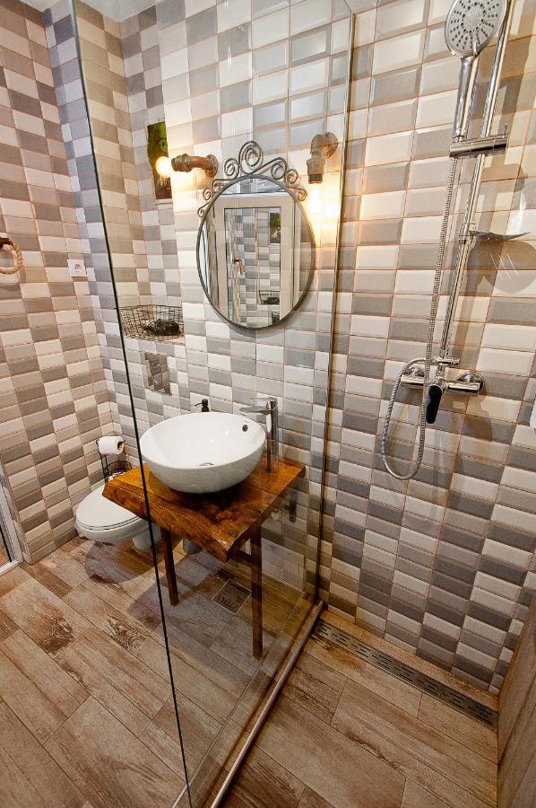 Wood&Steel Apartment Galac Kültér fotó