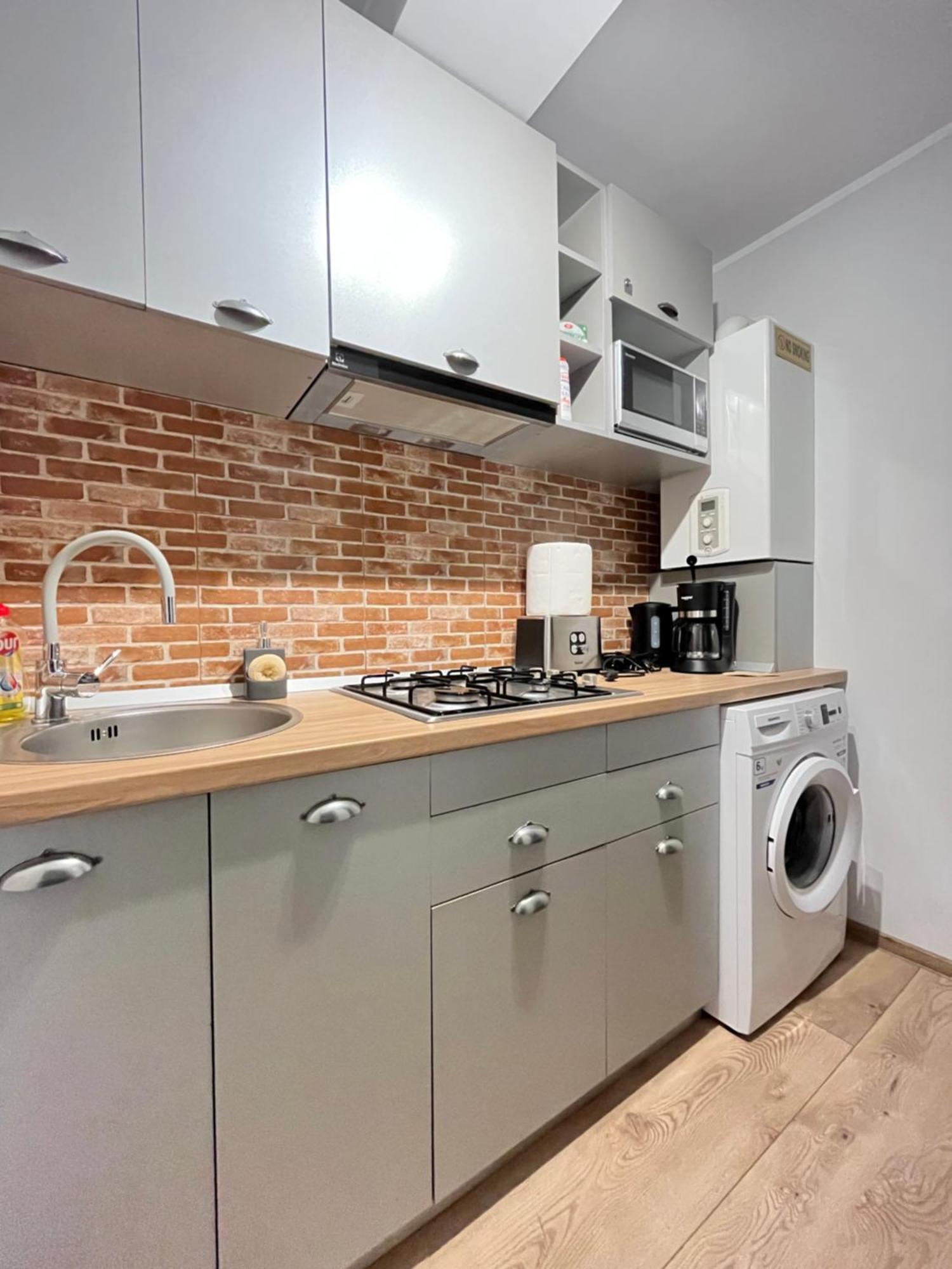 Wood&Steel Apartment Galac Kültér fotó